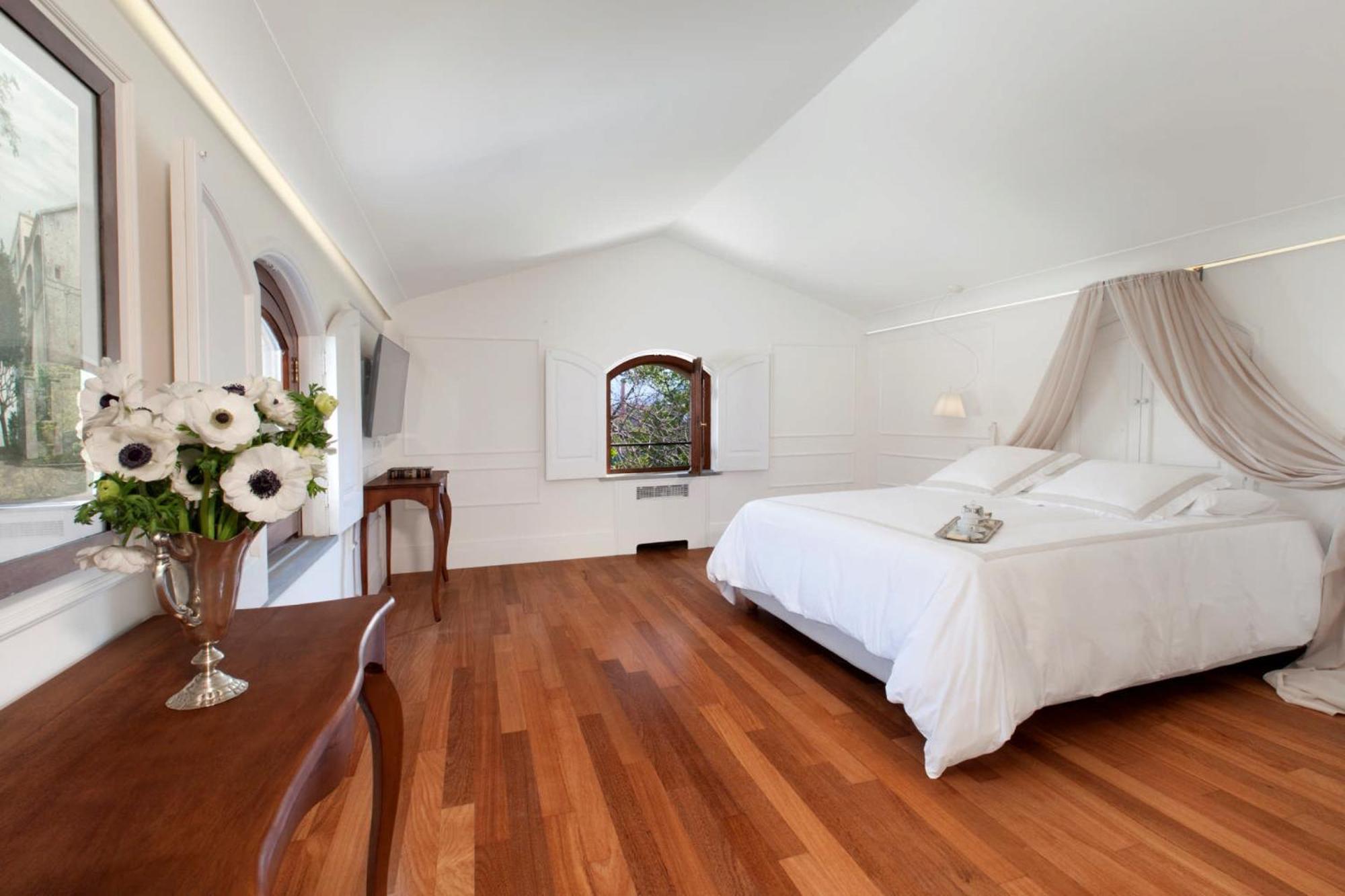 Amore Rentals - Villa Ebe Sorrento Buitenkant foto