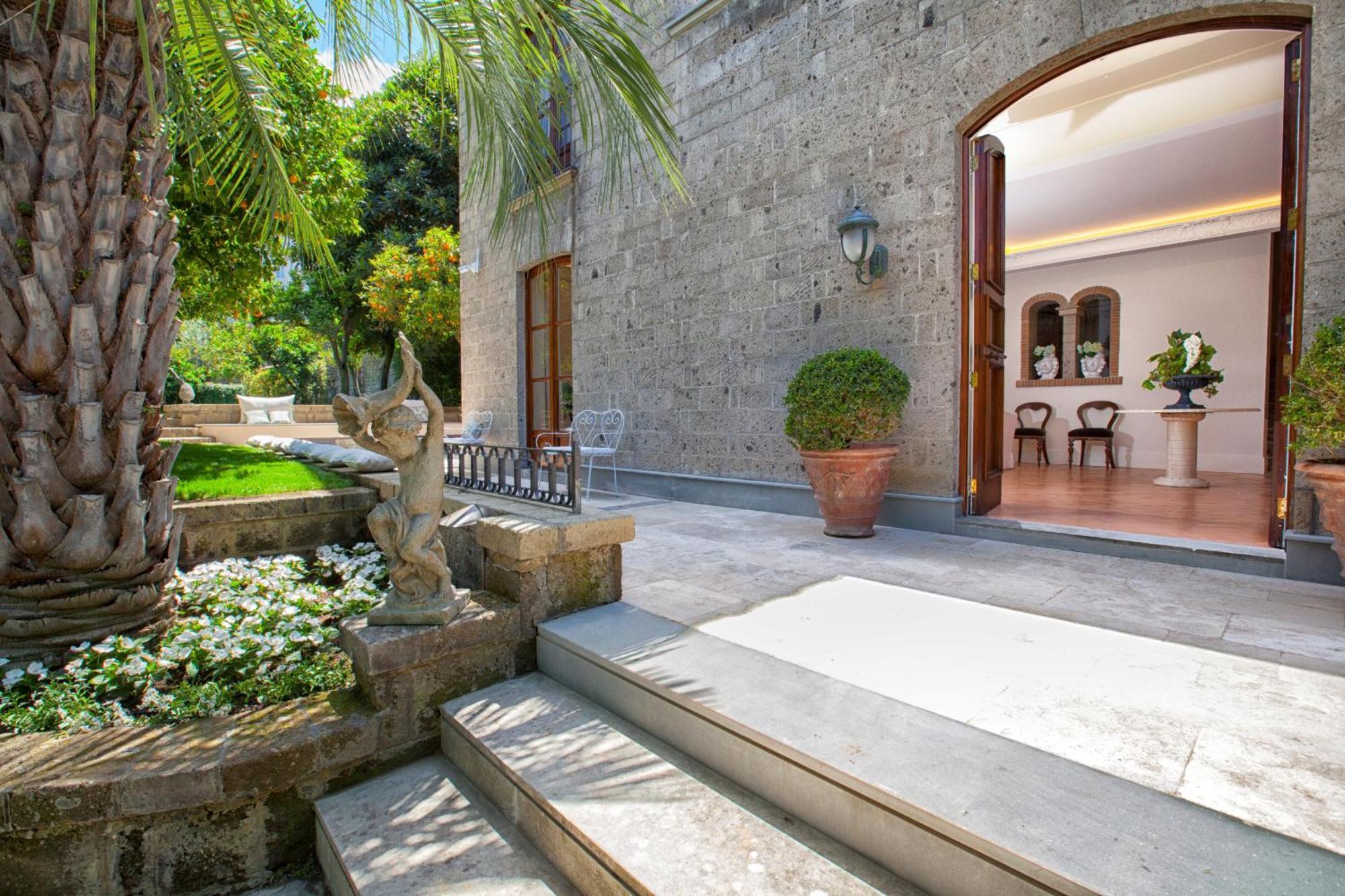 Amore Rentals - Villa Ebe Sorrento Buitenkant foto